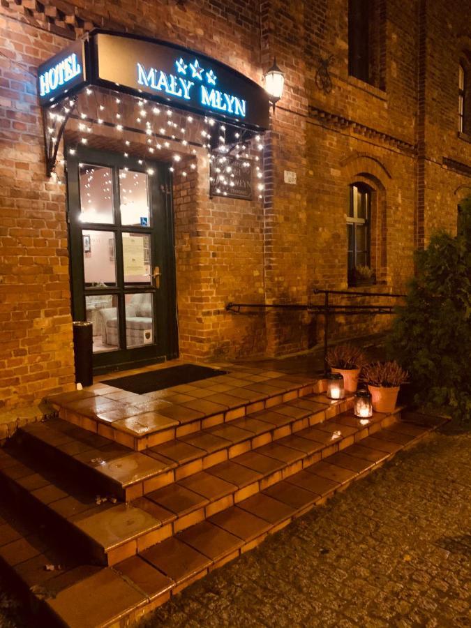 Hotel Maly Mlyn Stargard Szczecinski Екстер'єр фото