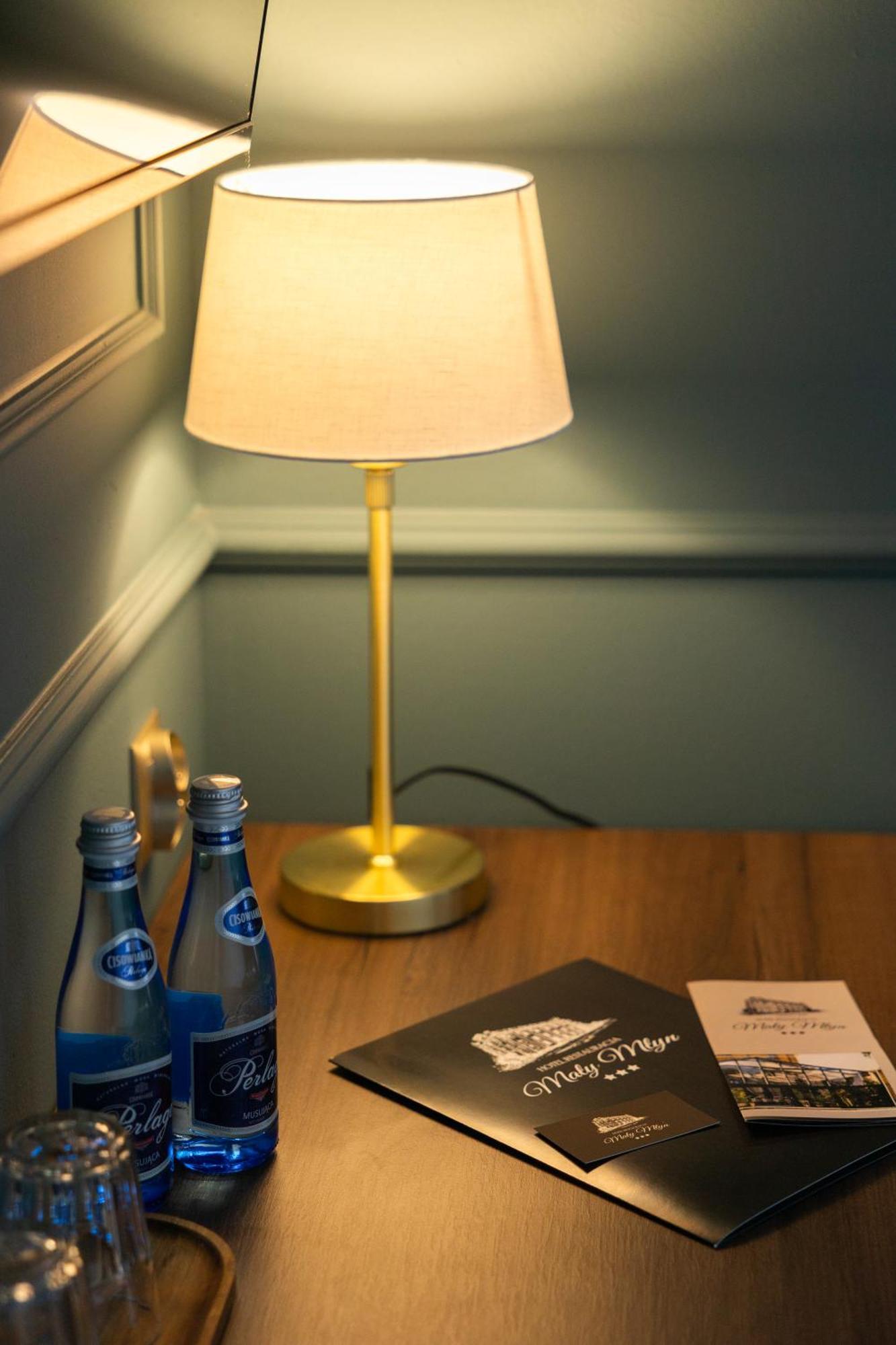 Hotel Maly Mlyn Stargard Szczecinski Екстер'єр фото